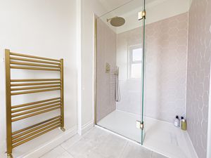 Photo 23- click for photo gallery